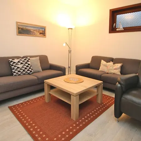 בית נופש Badestr_ 7 *