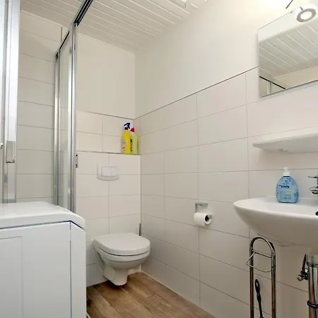 Badestr_ 7 בית נופש *